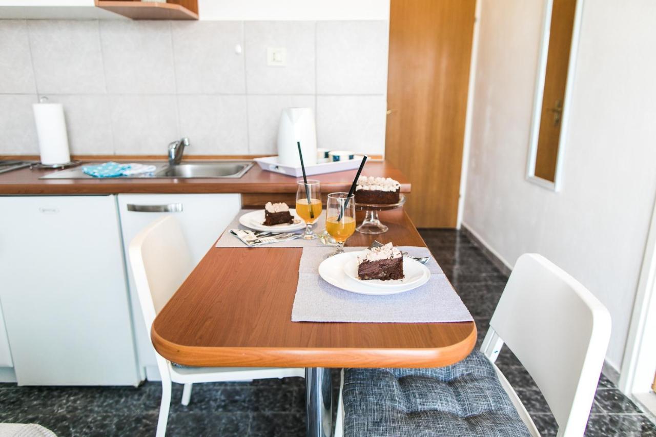 Apartmani Sanja Vodice Exteriér fotografie