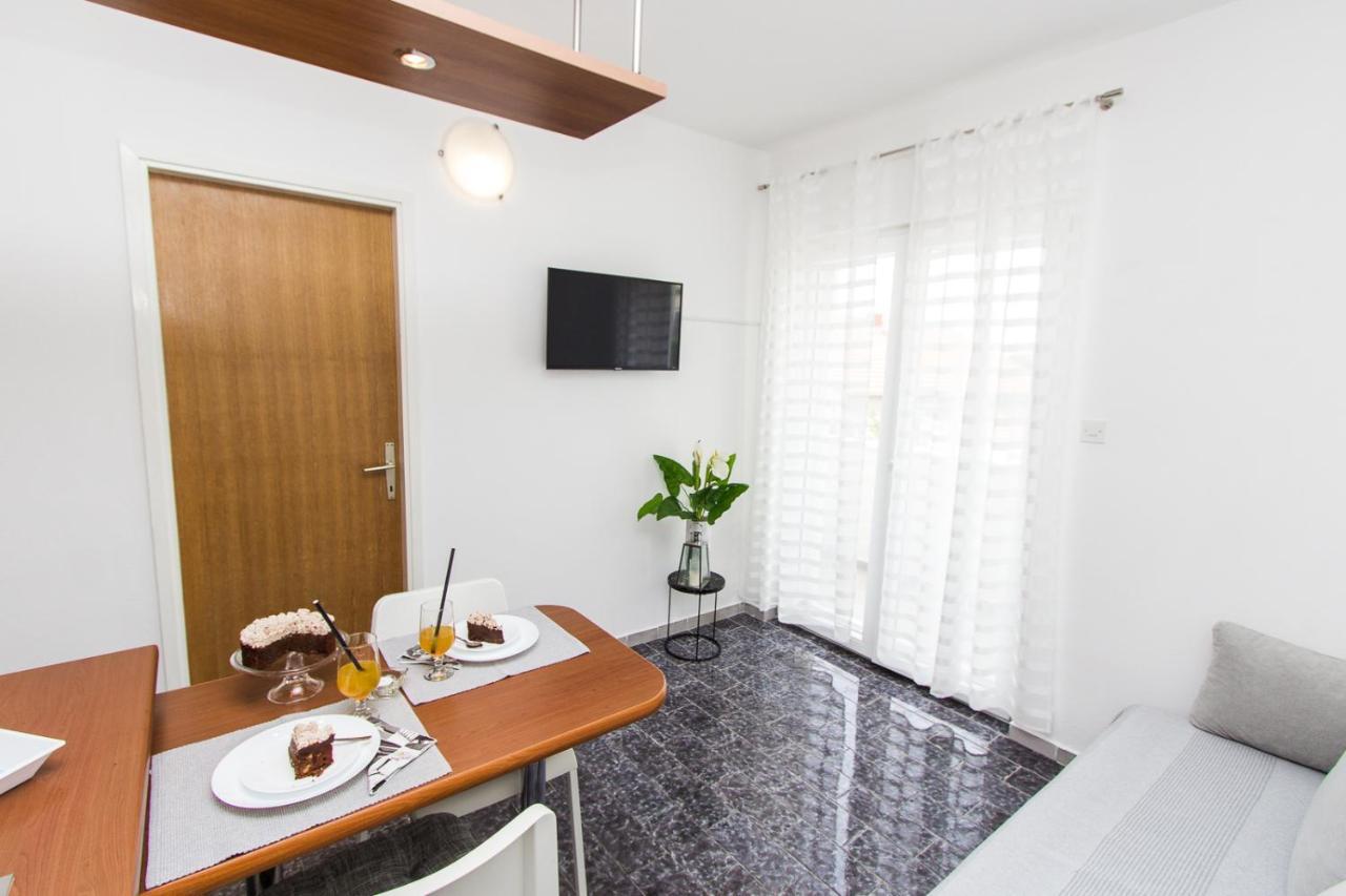 Apartmani Sanja Vodice Exteriér fotografie