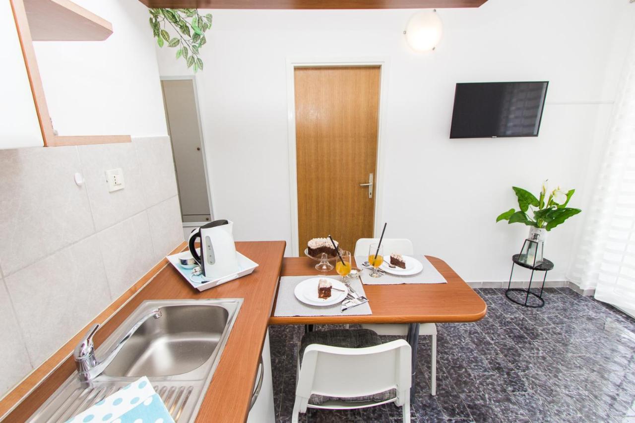 Apartmani Sanja Vodice Exteriér fotografie